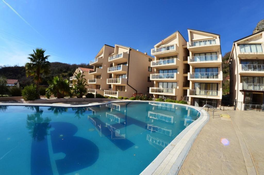 Bh Rialto Leilighet Sveti Stefan Eksteriør bilde